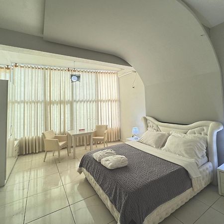 Grand Hotel Gjyshi Qerrexhias Dış mekan fotoğraf